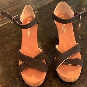Wedge sandals